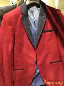 Пиджак красный с черным лацканом ARMANI