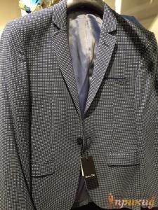 Пиджак в белую крапинку Massimo Dutti